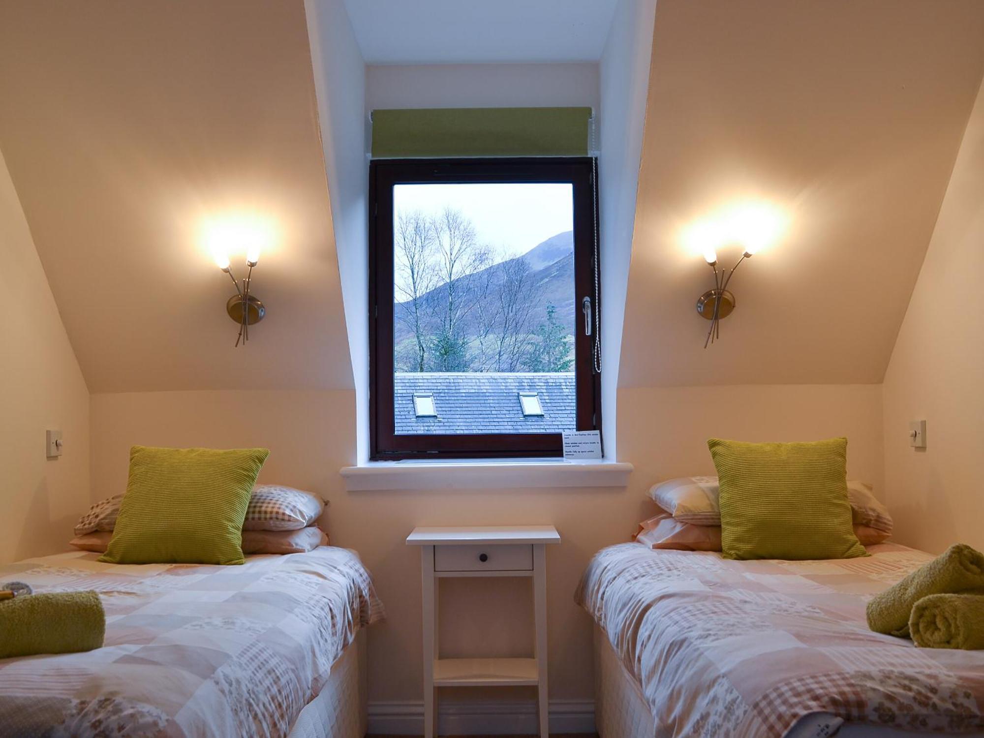 Pine Marten Cottage Ballachulish Exterior photo